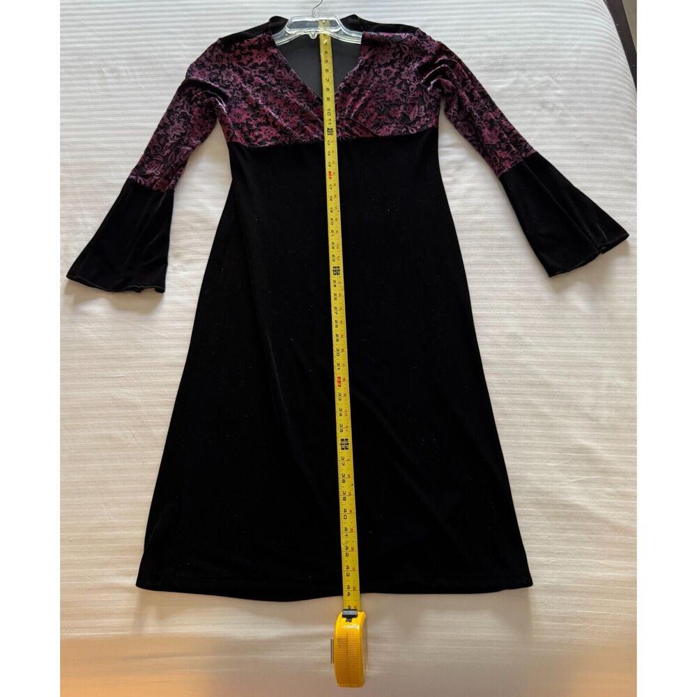 Zutopia Party Dress Women's Floral w/Velvet Never worn See pics for size A+